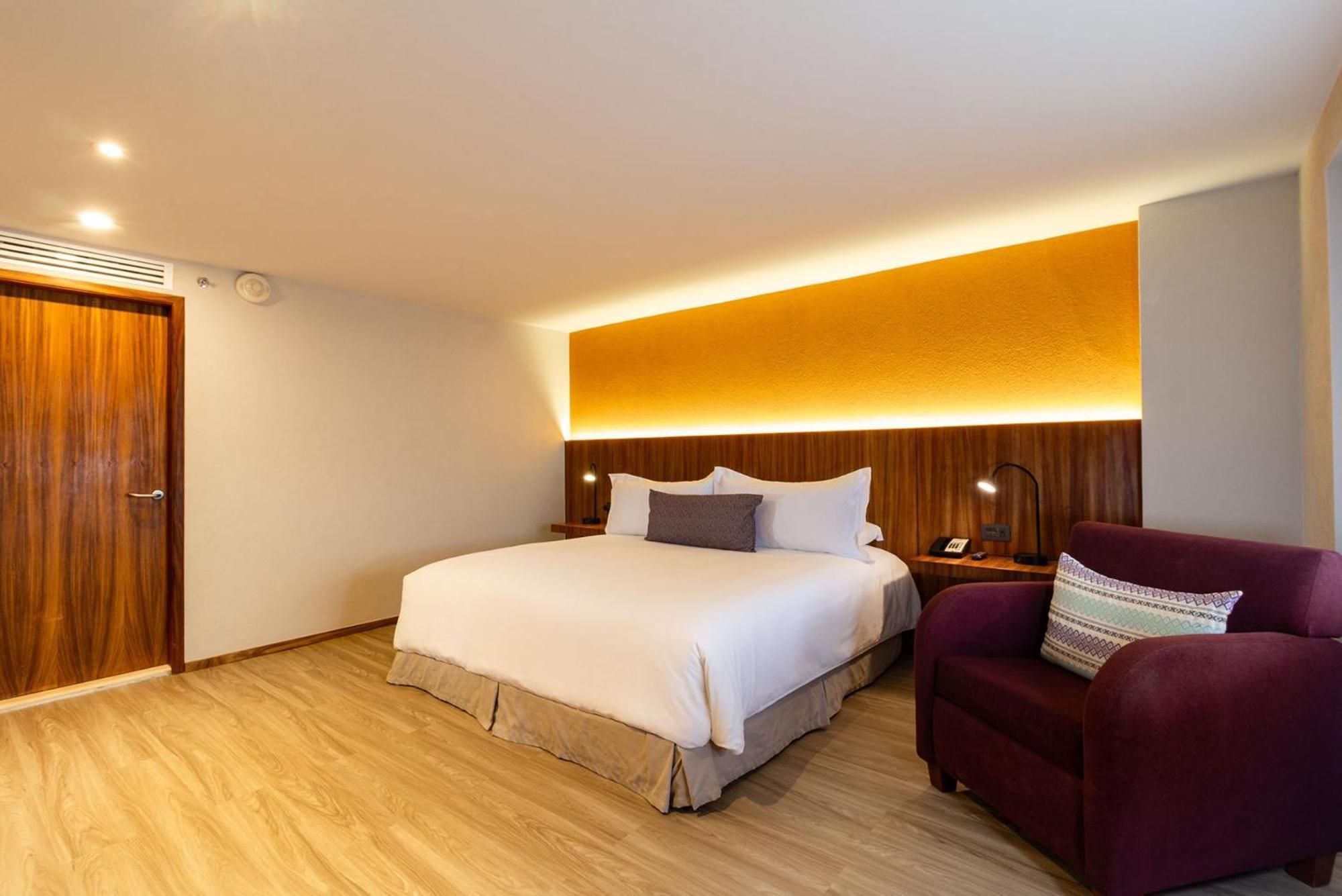 Camino Real Aeropuerto Hotel Ciudad de México Exterior foto A room at the hotel